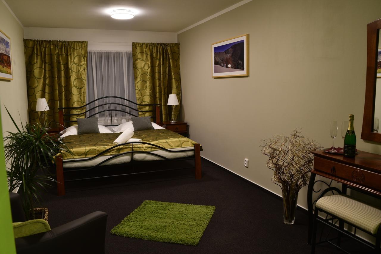 Resort Nova Polana โดลนีโลมนา ภายนอก รูปภาพ